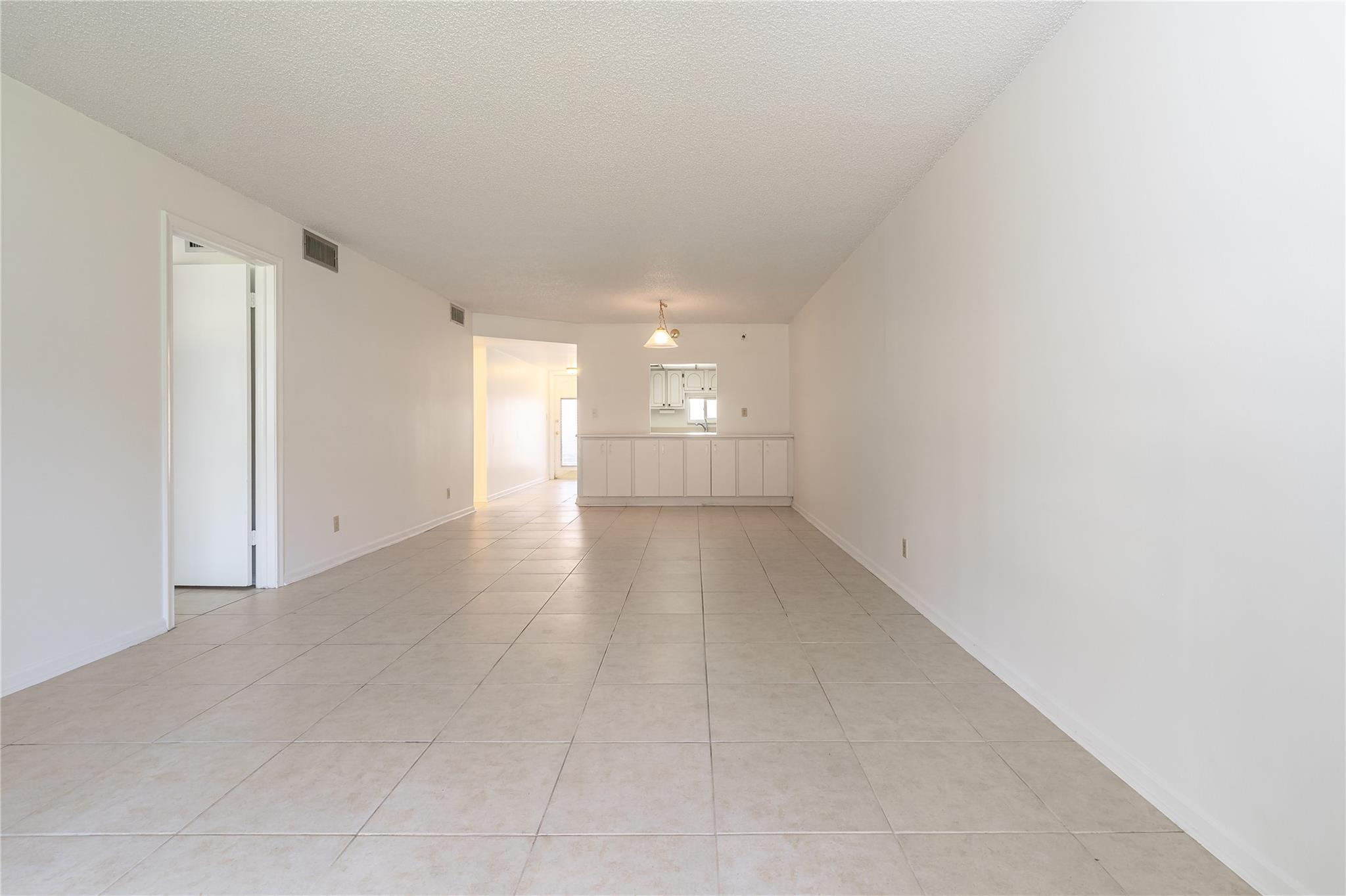 Hollybrook Golf & Tennis - Residential