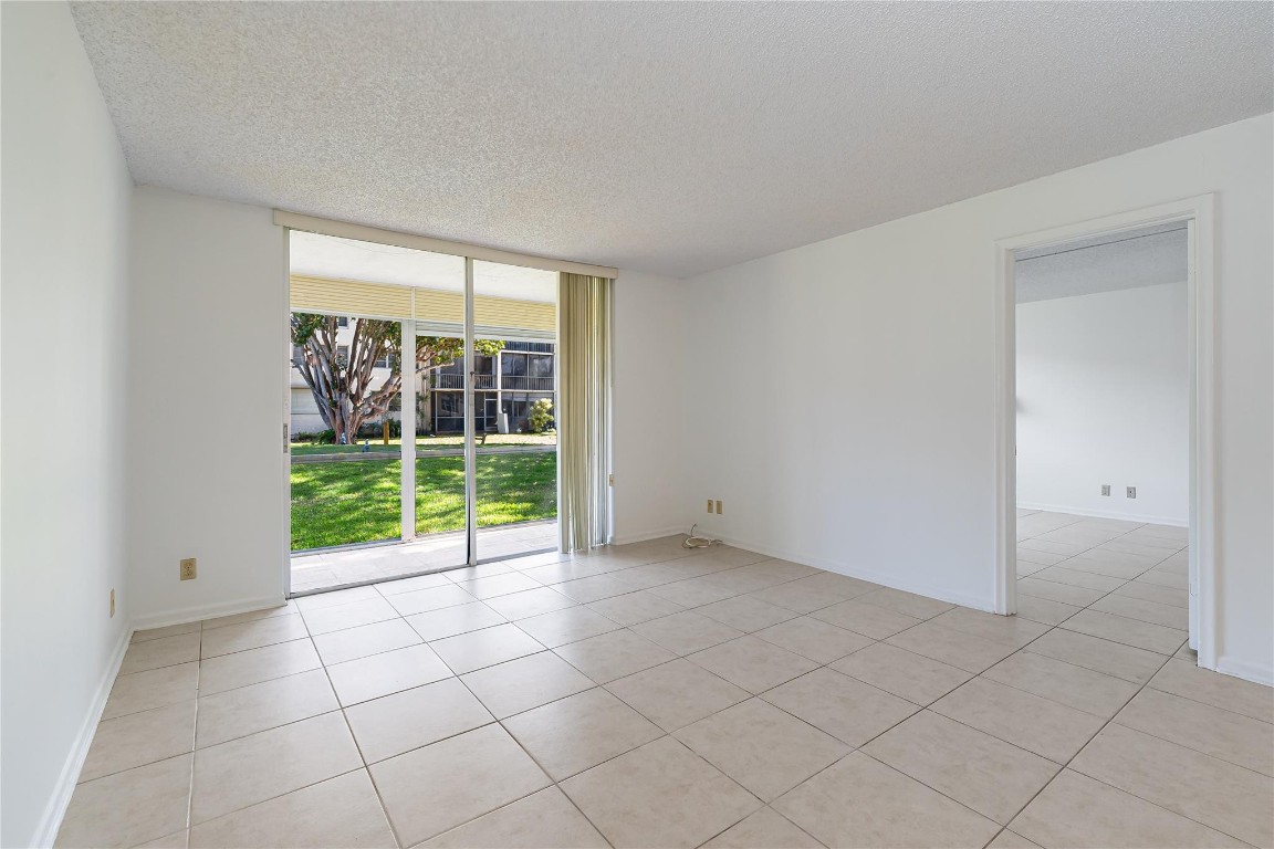 Hollybrook Golf & Tennis - Residential