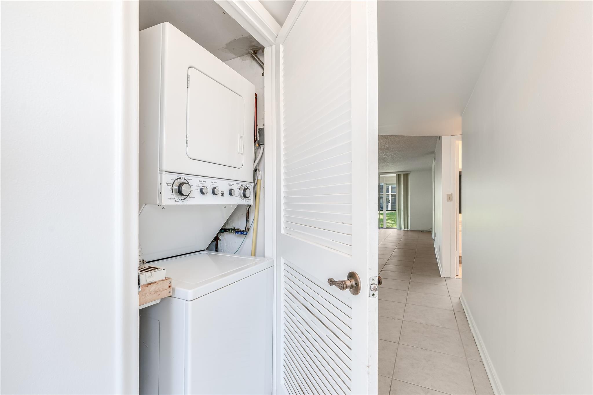 Hollybrook Golf & Tennis - Residential