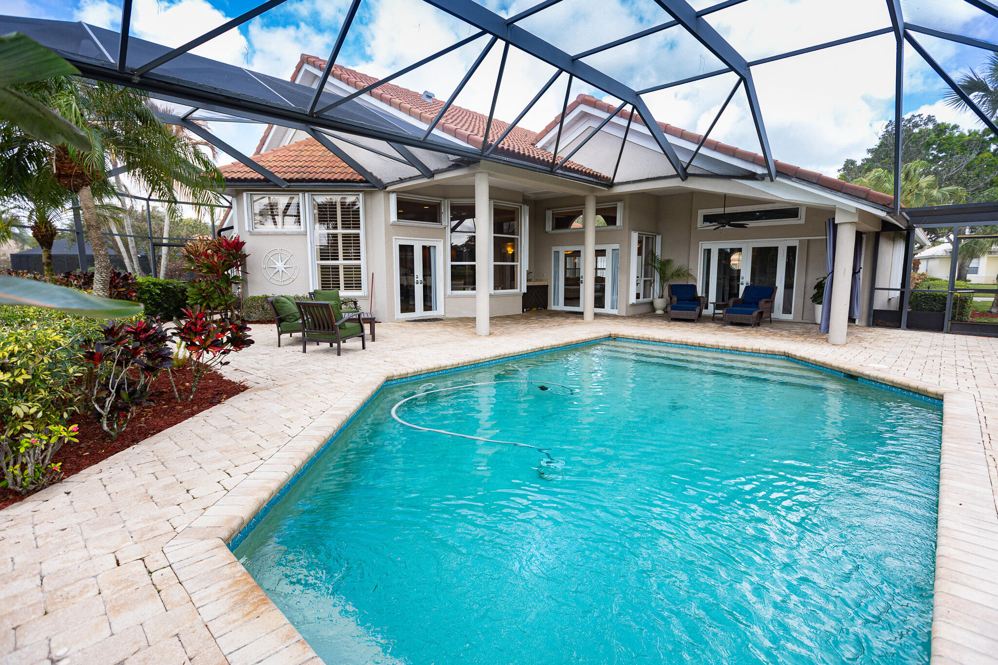 COUNTRY CLUB ESTATES PARCEL 8 PHASE 1 - Residential