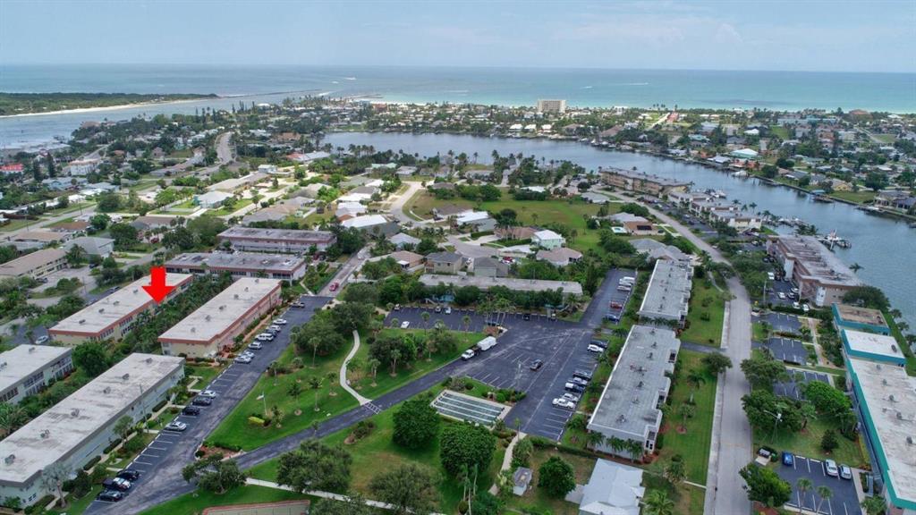 COLONNADES CONDOMINIUM #7 - Residential