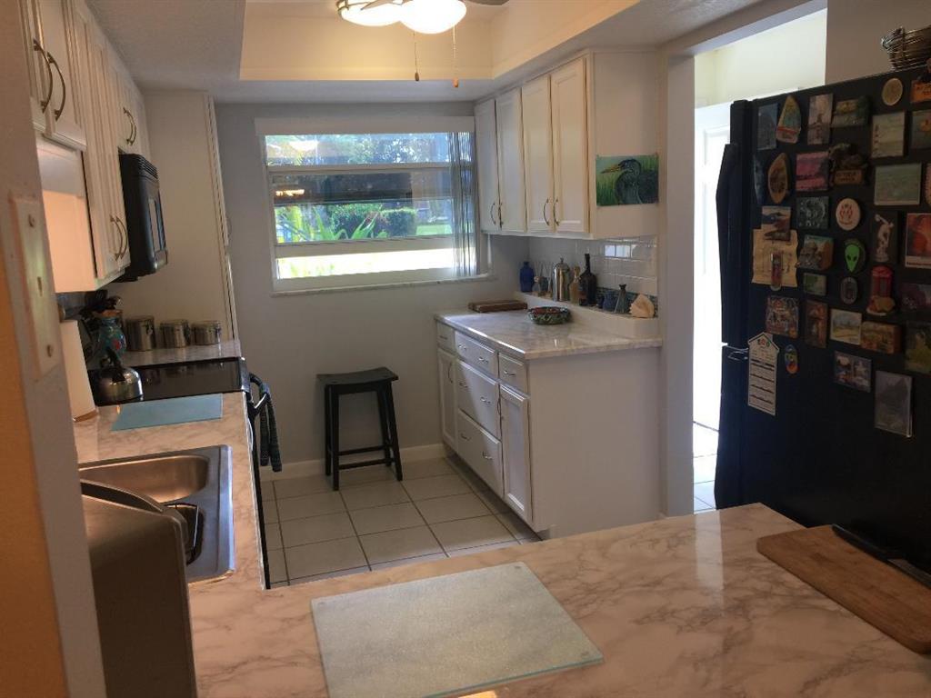 COLONNADES CONDOMINIUM #7 - Residential