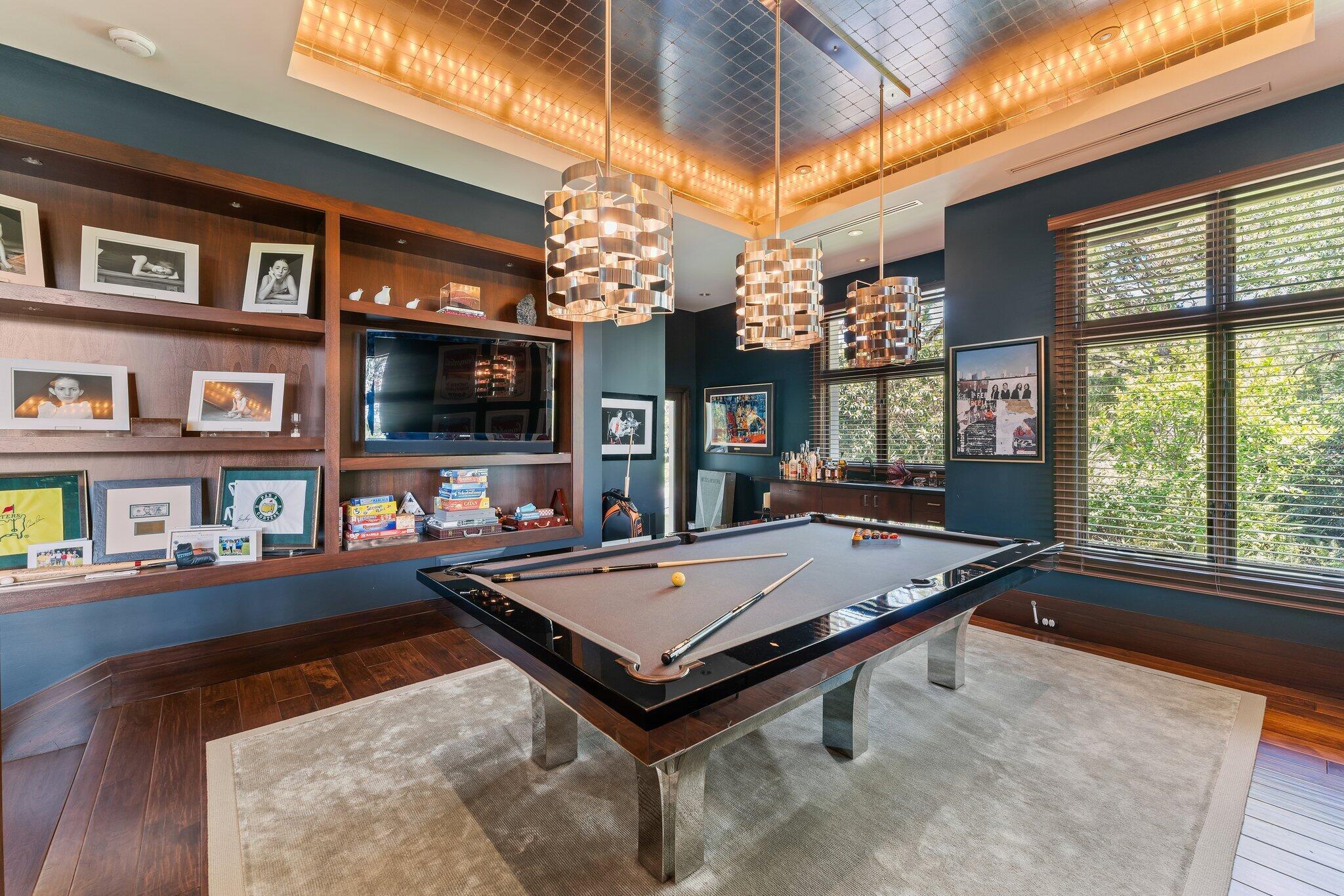 BEARS CLUB - Residential