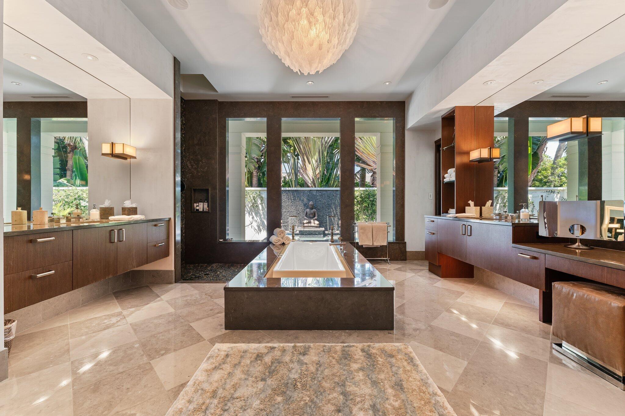 BEARS CLUB - Residential