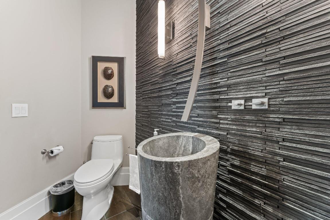 BEARS CLUB - Residential