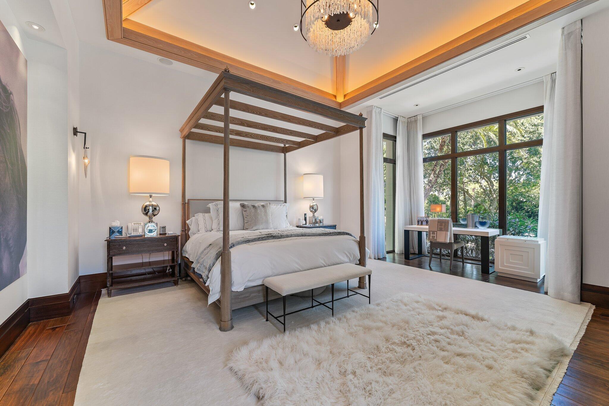 BEARS CLUB - Residential