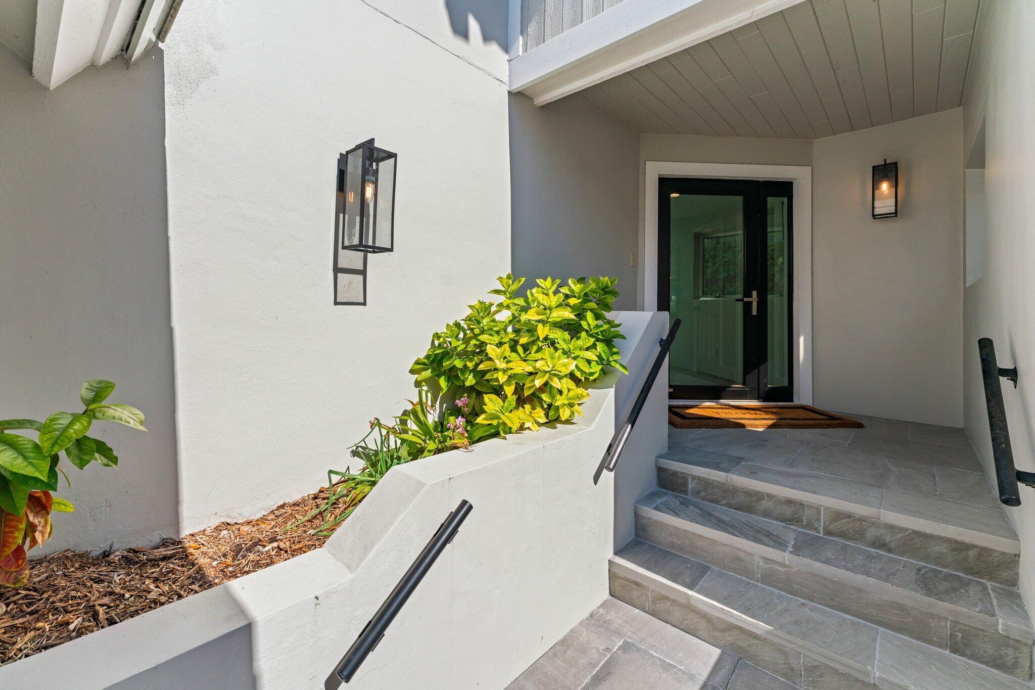 18760 SE Pineneedle Lane