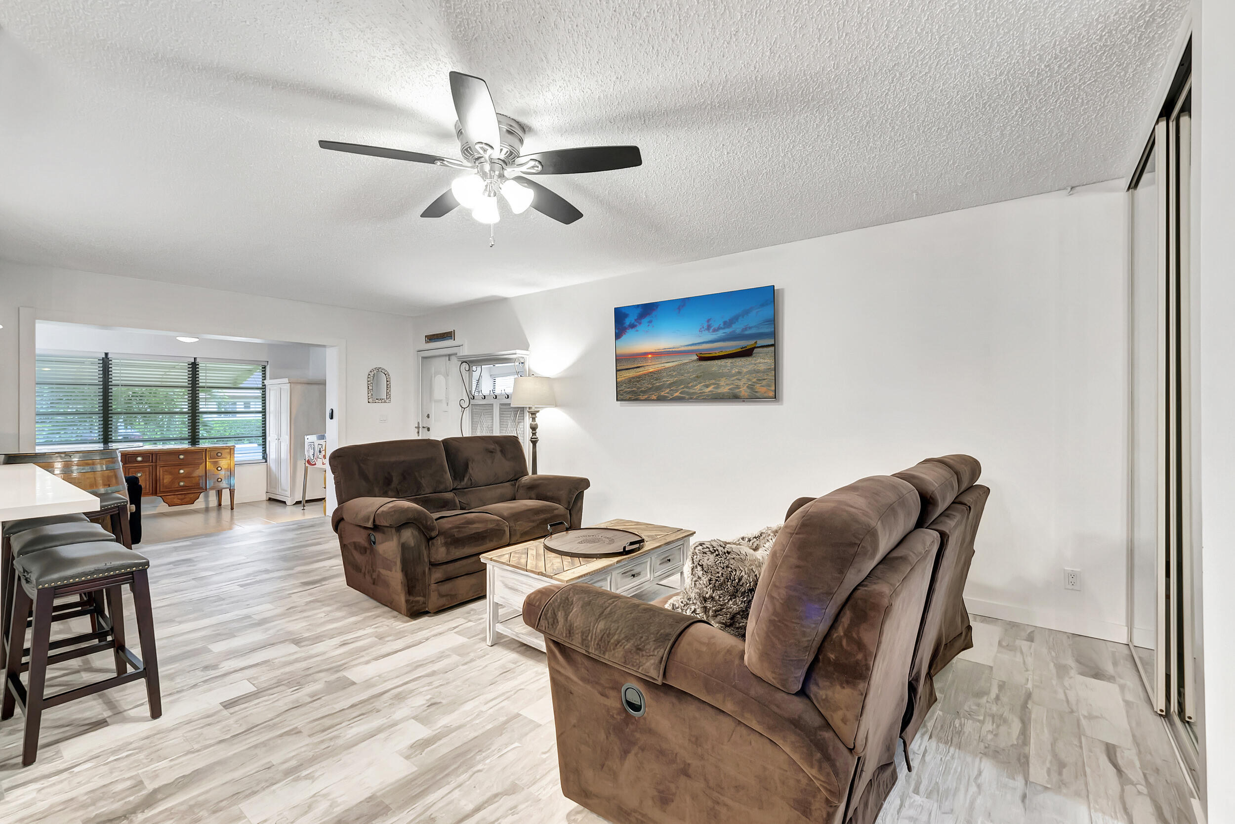 HIGH POINT OF DELRAY WEST CONDO SEC 3 - Residential Lease