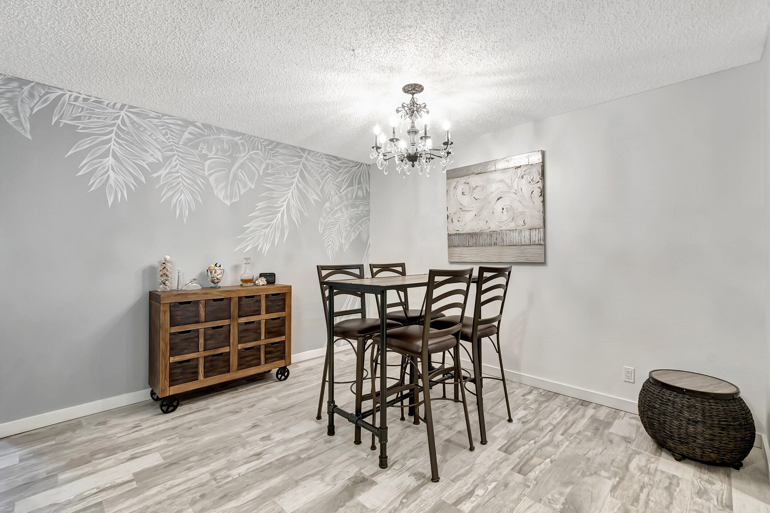 HIGH POINT OF DELRAY WEST CONDO SEC 3 - Residential Lease