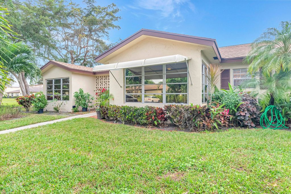 Photo of 14040 Nesting Way #B, Delray Beach, FL 33484 (MLS # B26005131)