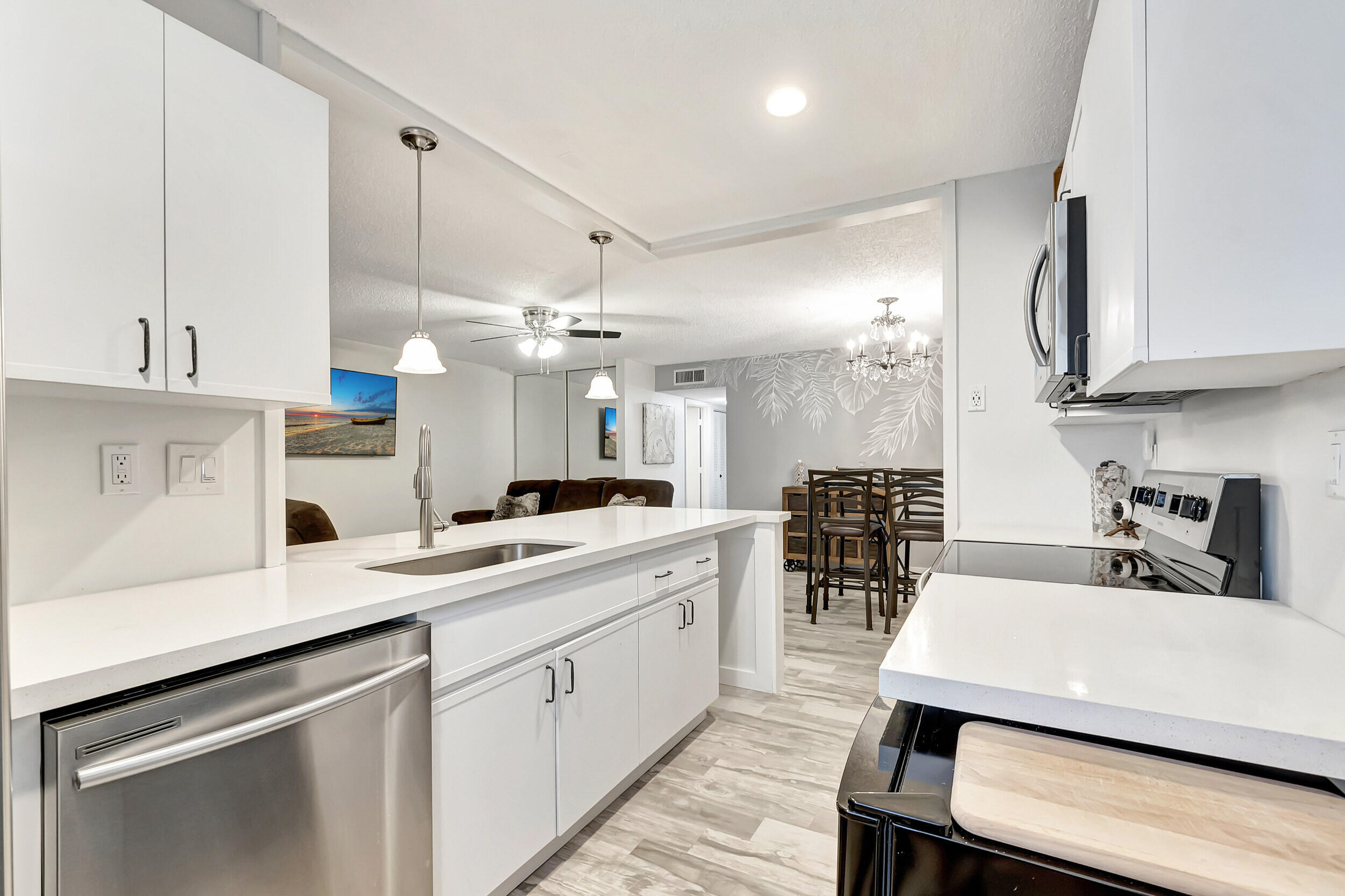 HIGH POINT OF DELRAY WEST CONDO SEC 3 - Residential Lease