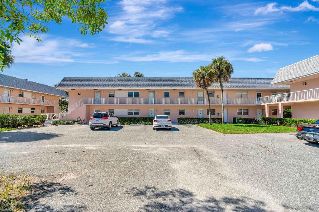 Photo of 18081 SE Country Club Drive #24-237, Jupiter, FL 33469 (MLS # R11134748)