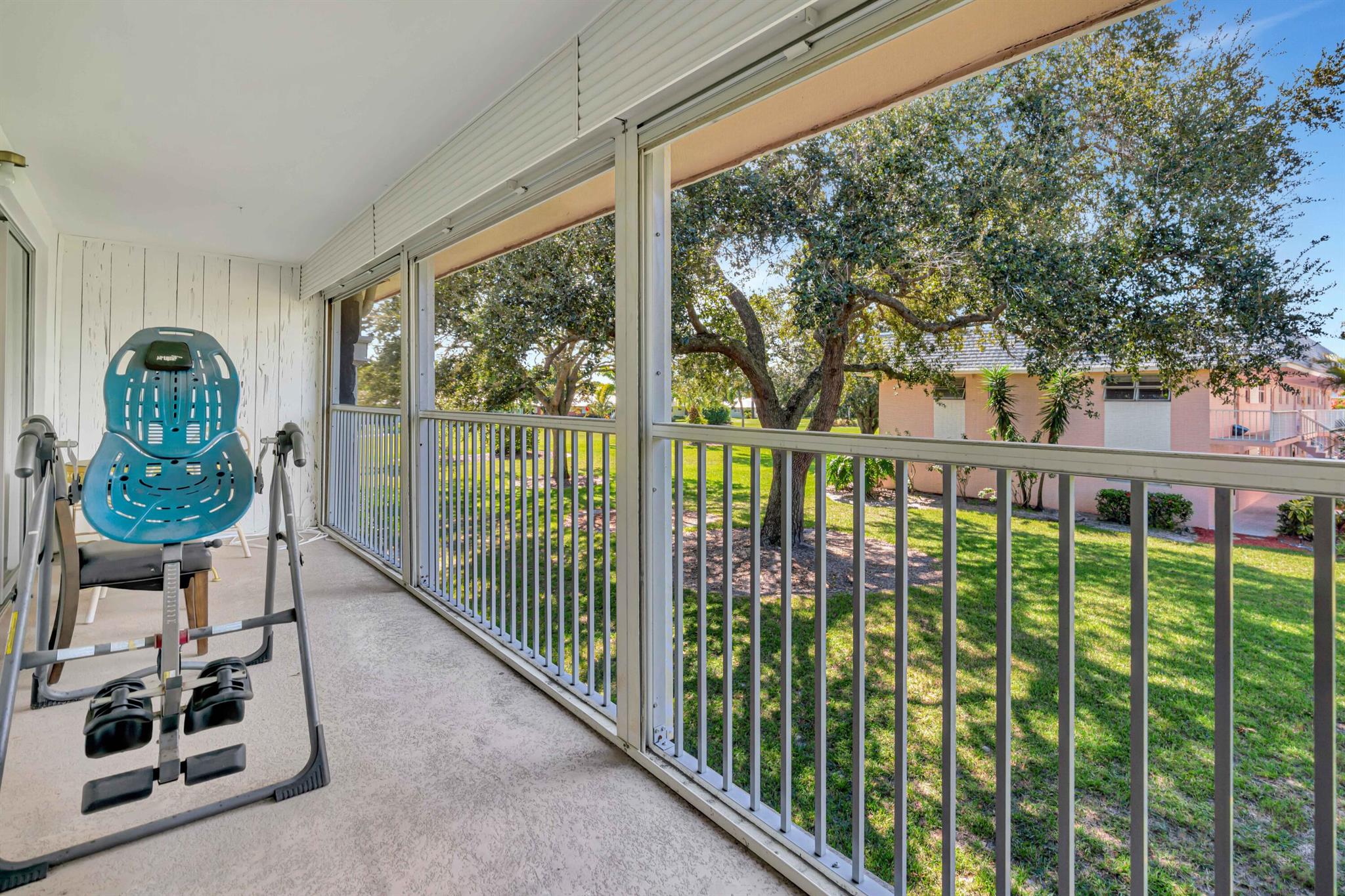 Little Club - Residential