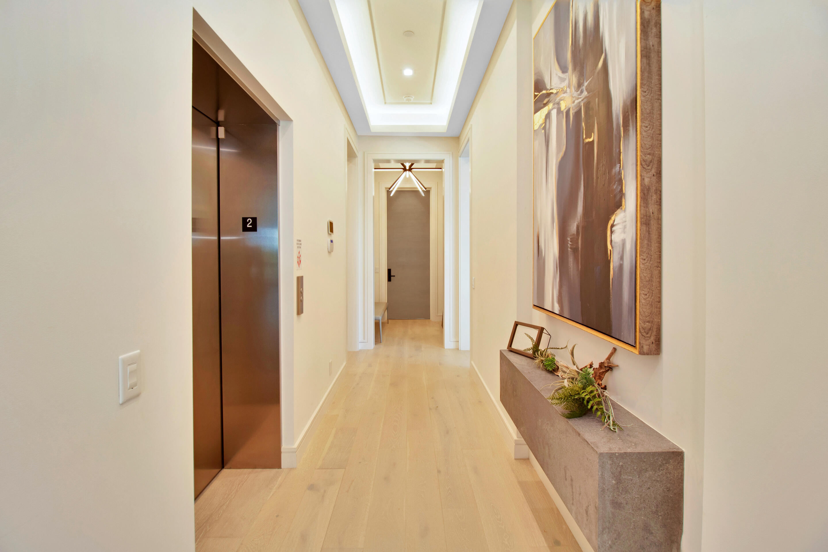 COVE 4 CONDO - Residential