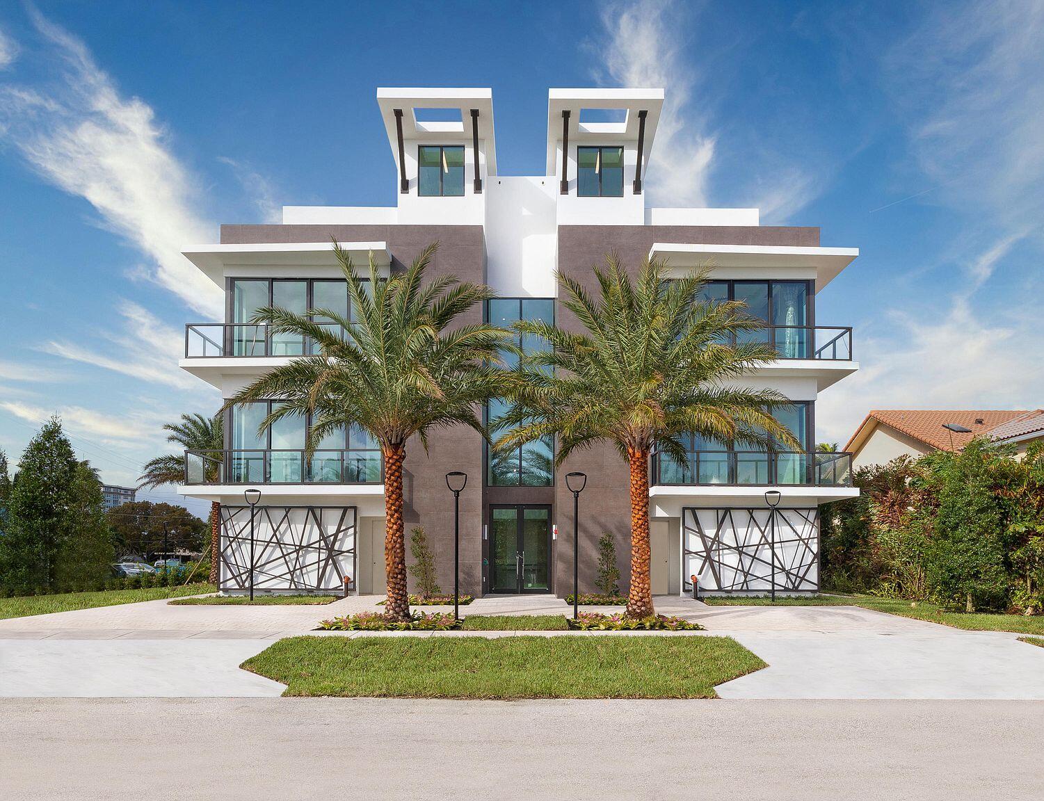 COVE 4 CONDO - Residential