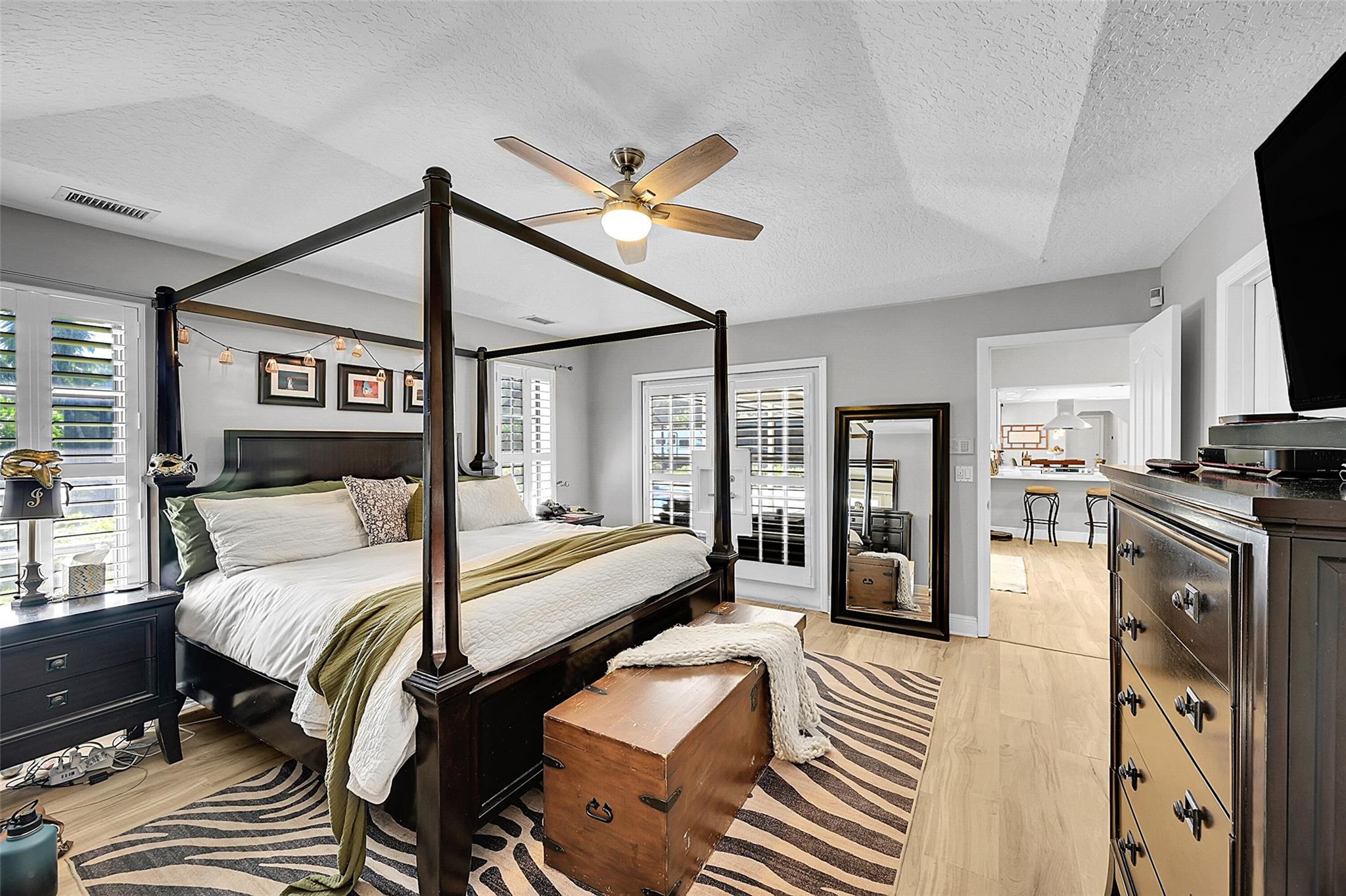 Palm Beach Ranchettes Uni - Residential Lease