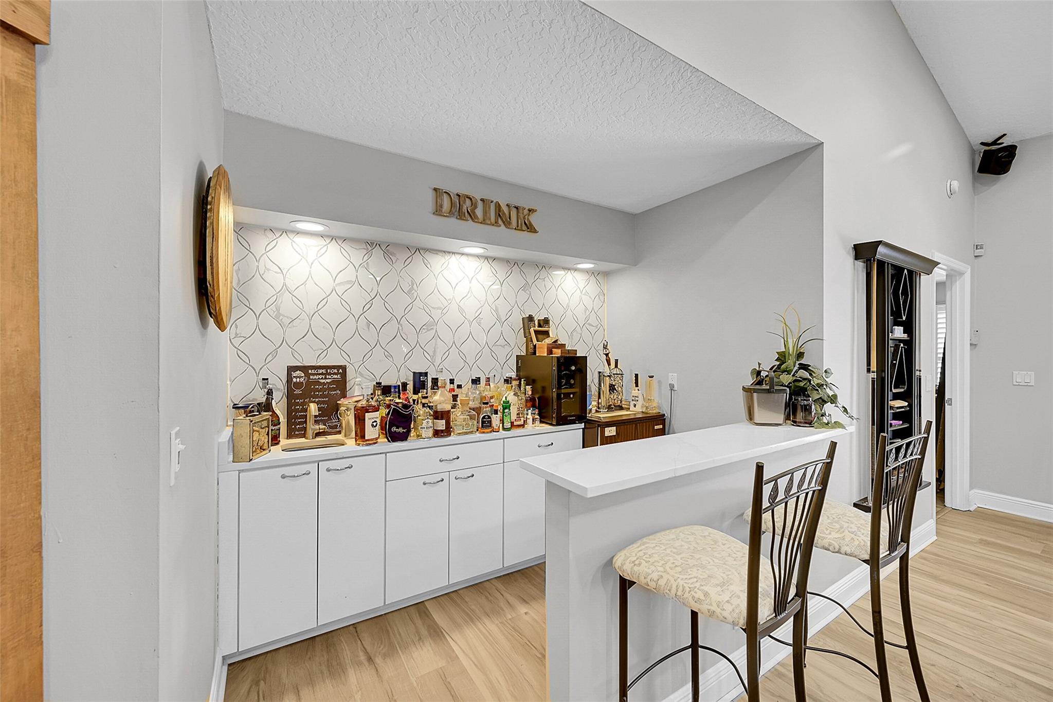 Palm Beach Ranchettes Uni - Residential Lease