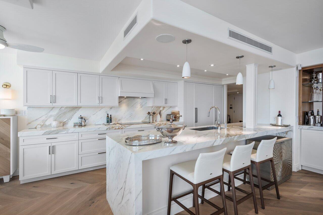 CARLTON PLACE CONDO - Residential