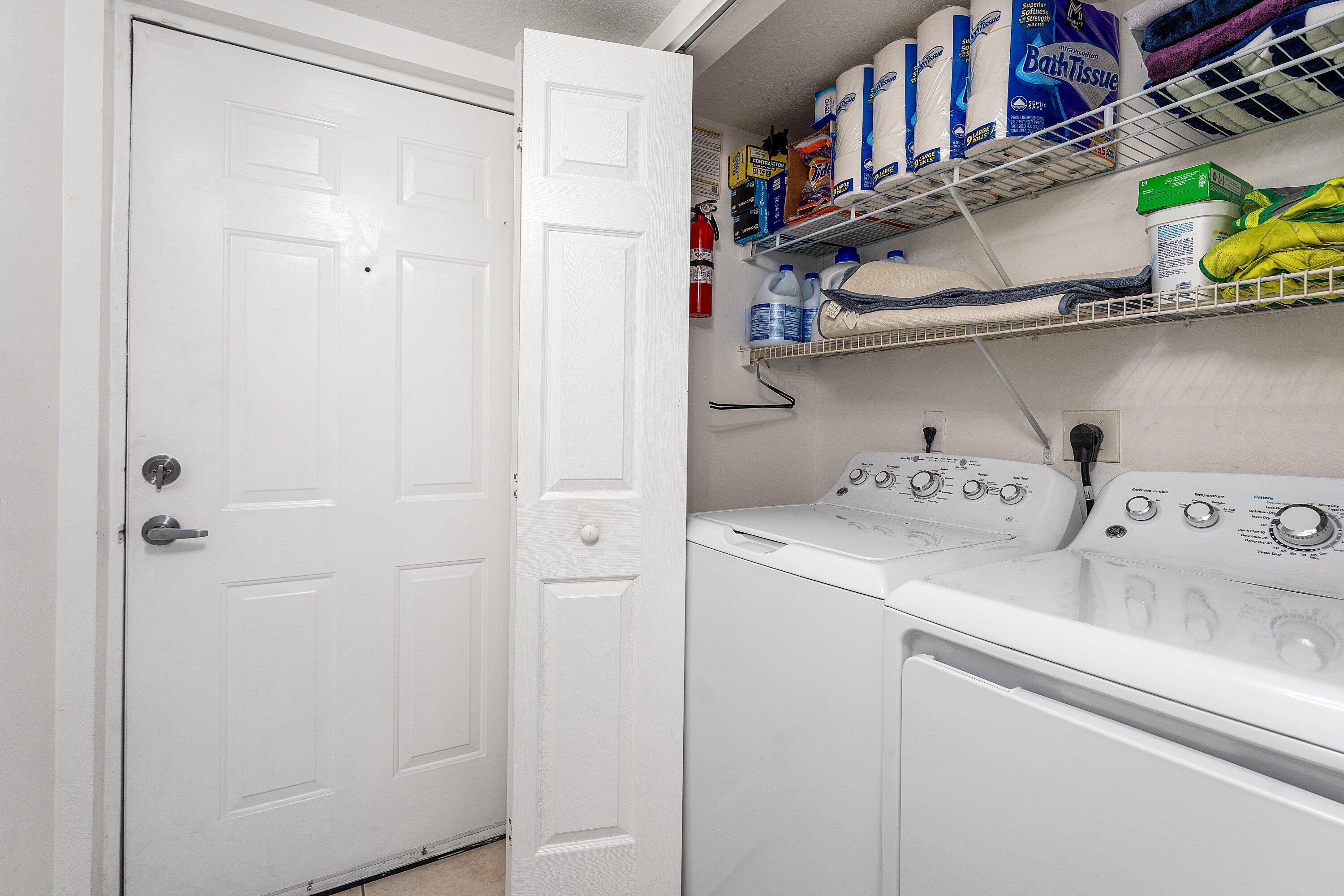 EMERALD ISLE AT LAGUNA LAKES CONDO - Residential