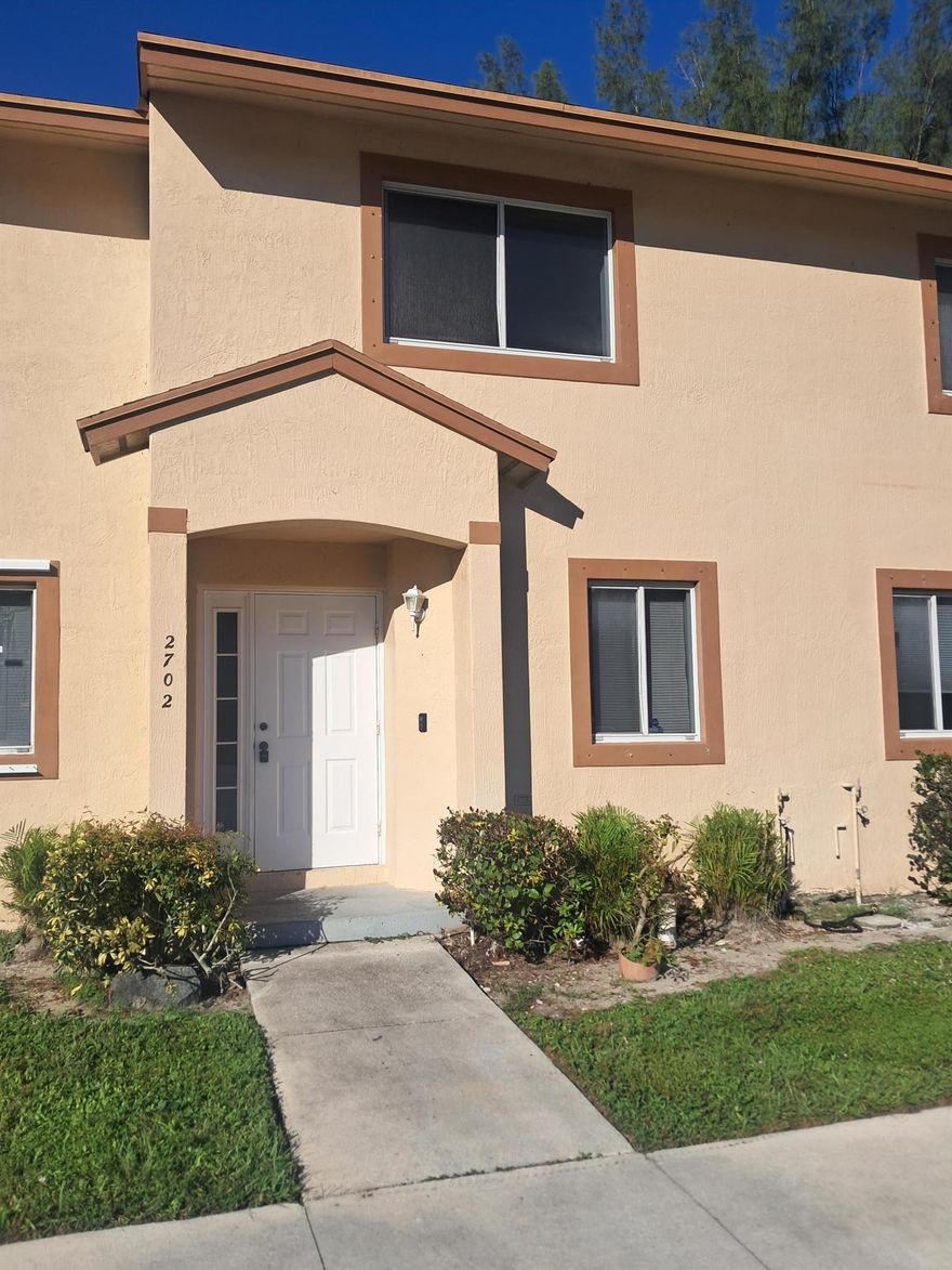 Very nice 2-bedroom, 2.5-bathroom townhome centrally located in Royal Palm Beach. Has a den downstairs that can be used as a third bedroom. Must see, Won't Last!! New laminate flooring on stairs and throughout the second floor.