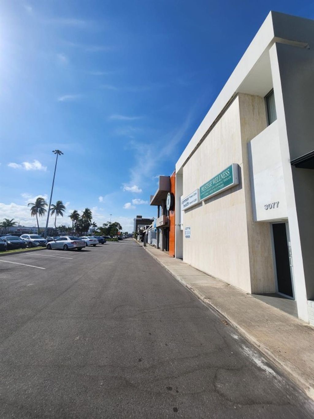 Photo of 3075 E Commercial Boulevard, Fort Lauderdale, FL 33308 (MLS # F10490778)