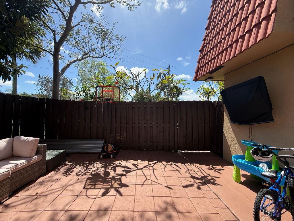 Photo of 8182 Thames Blvd #D, Boca Raton, FL 33433 (MLS # B26000436)