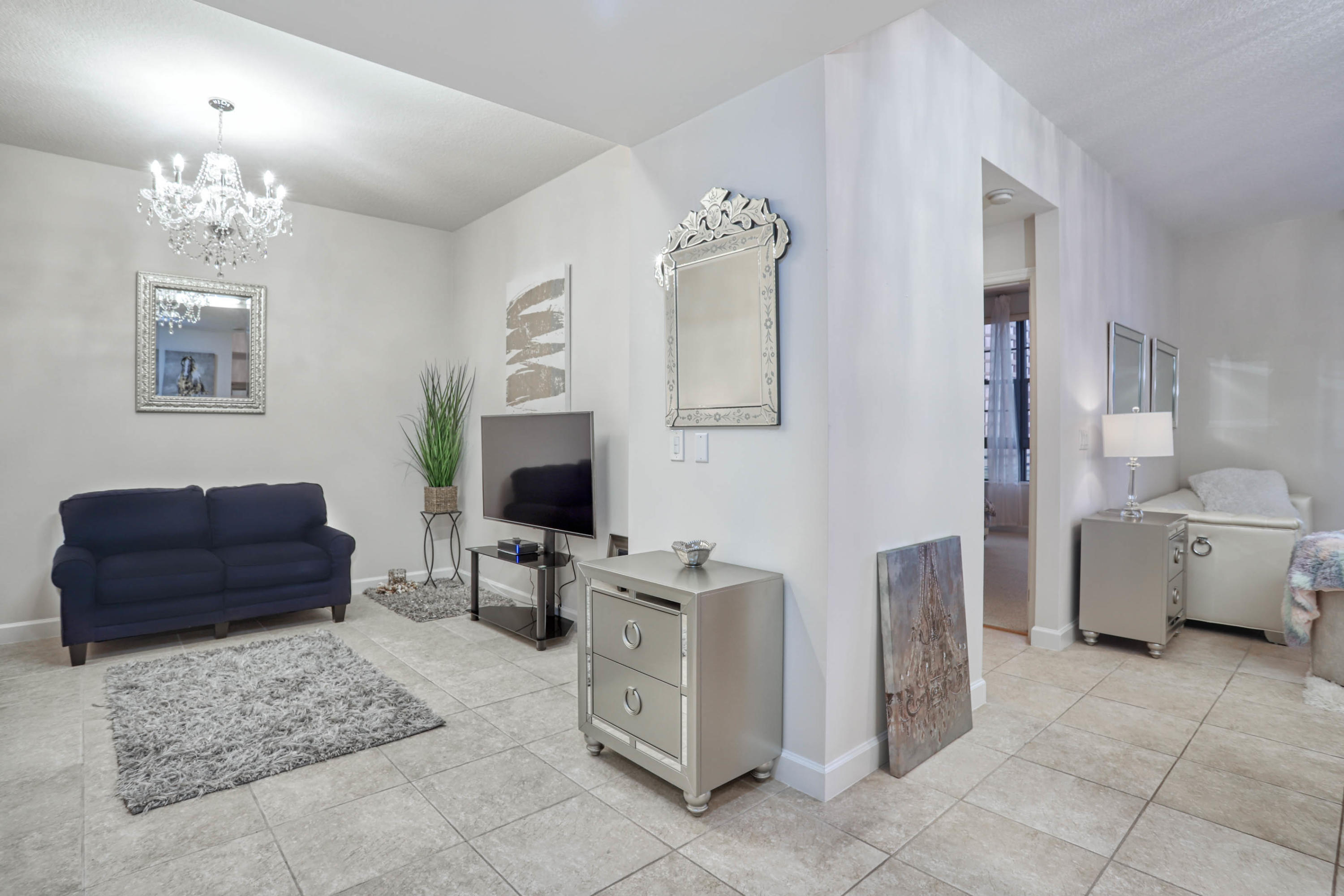 ONE CITY PLAZA CONDO - Residential