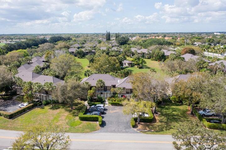 BAGATTELLE CONDO - Residential Lease