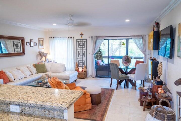 BAGATTELLE CONDO - Residential Lease