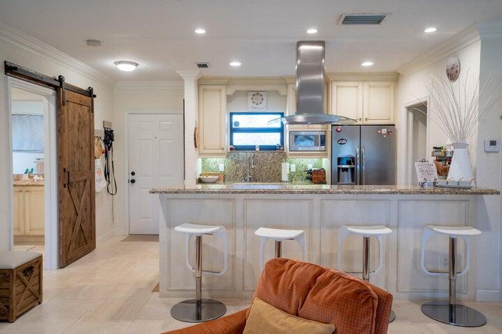 BAGATTELLE CONDO - Residential Lease