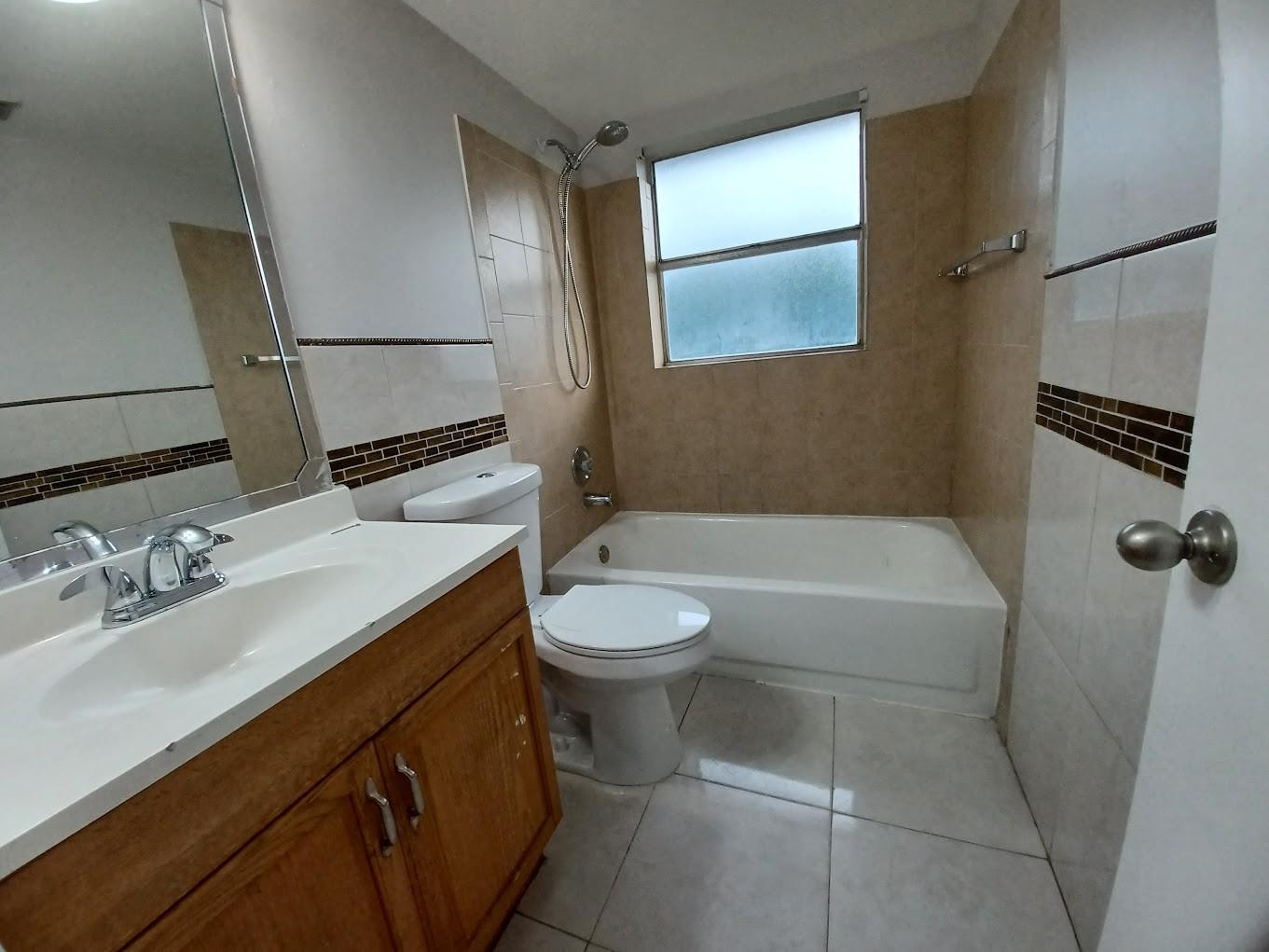 LAKEWOOD VILLAGE - Residential