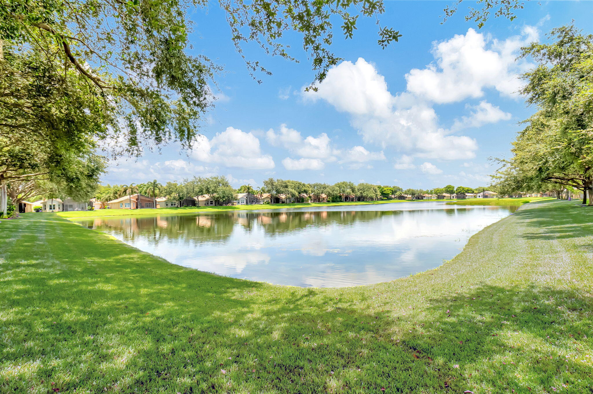 TUSCANY BAY - Residential