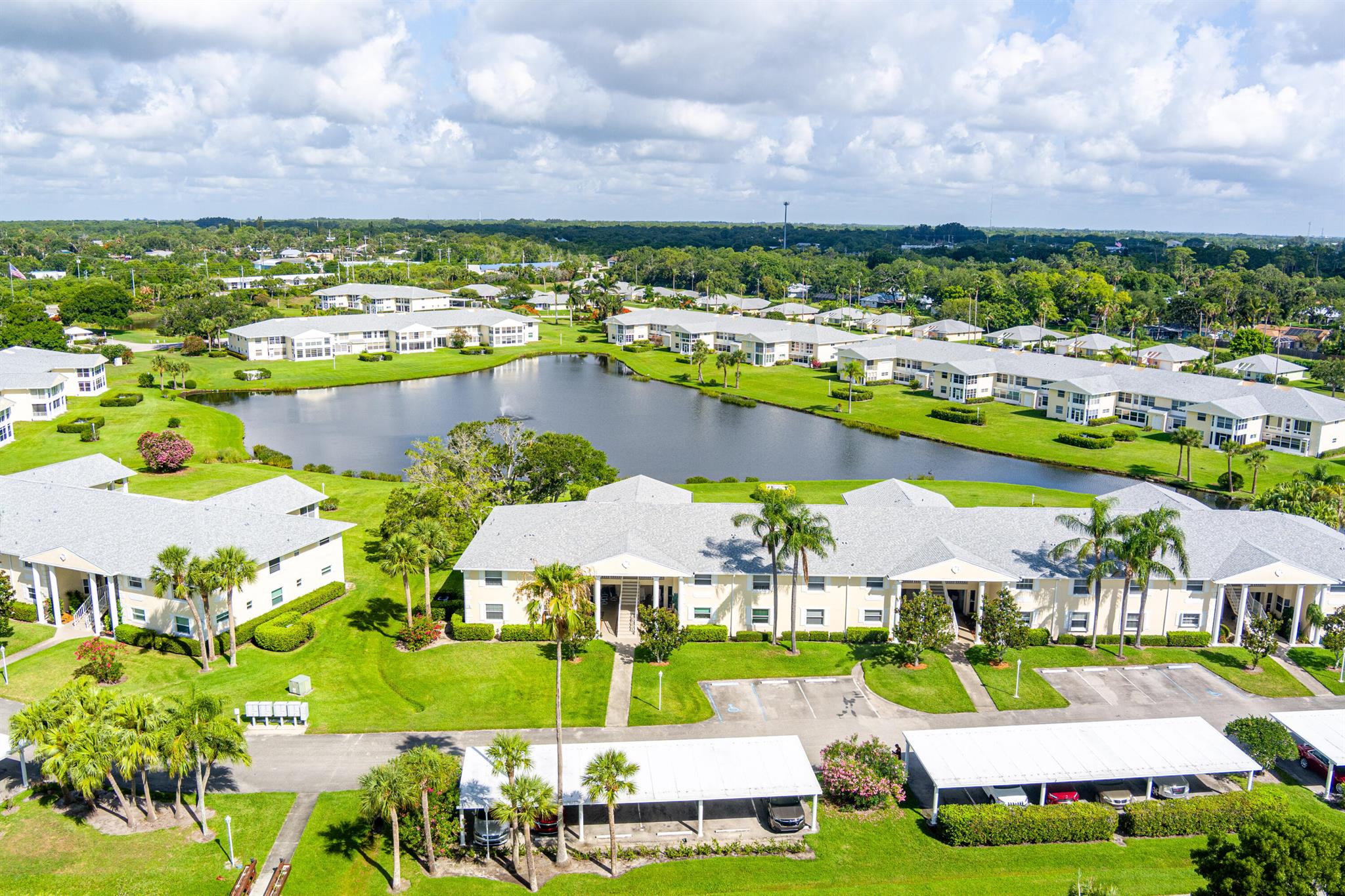 GROVE ISLE EAST CONDOMINI - Residential