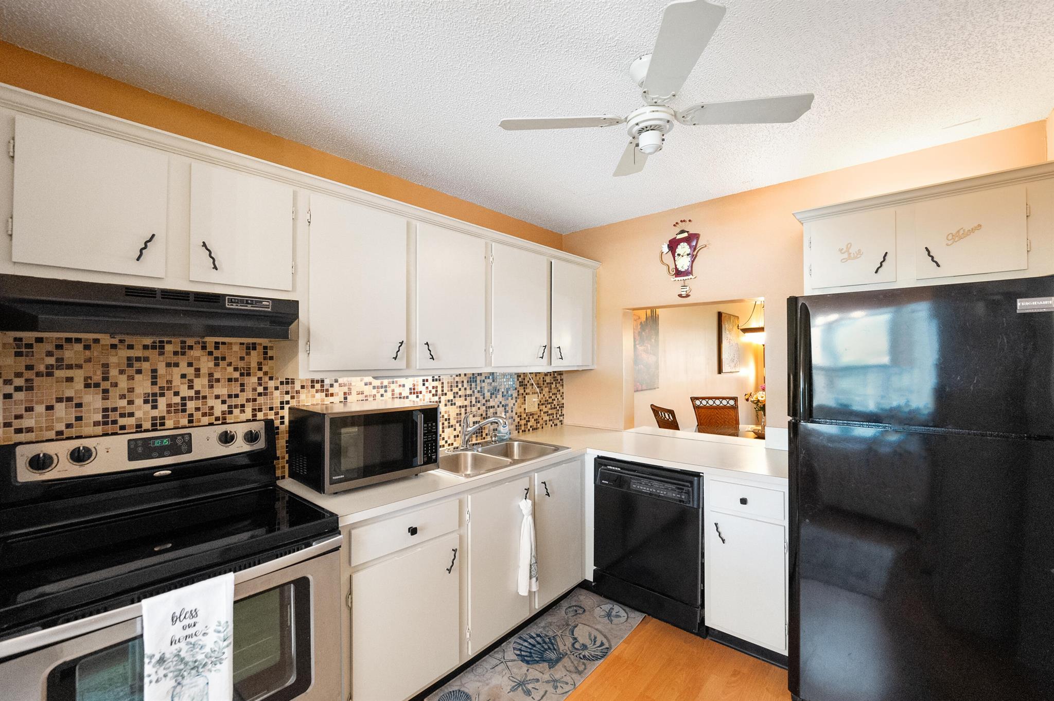 GROVE ISLE EAST CONDOMINI - Residential