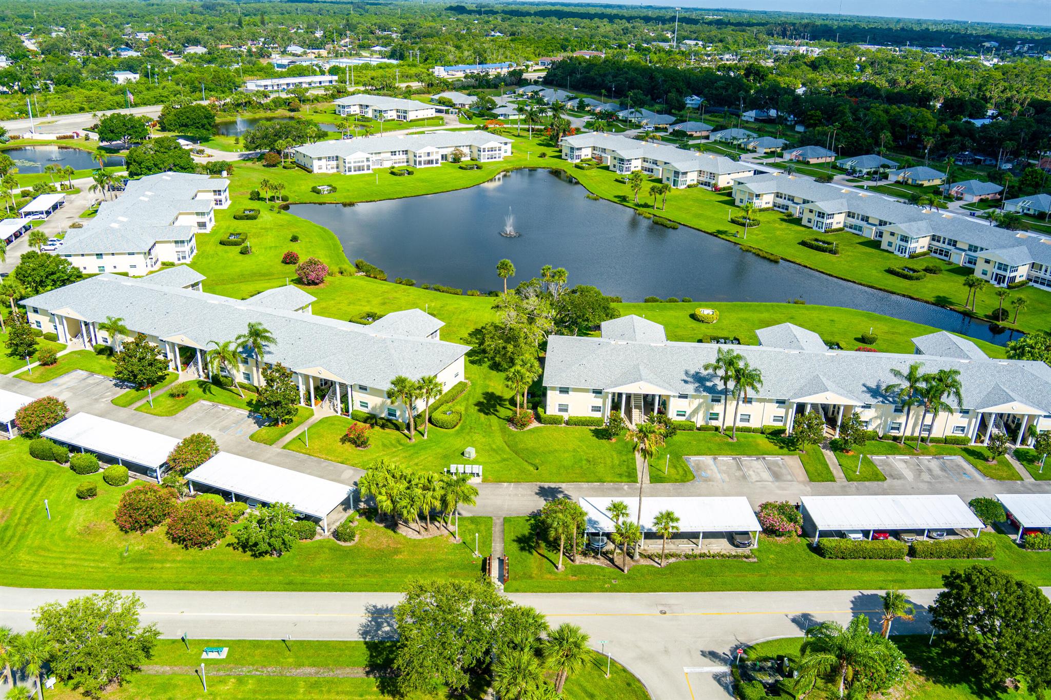 GROVE ISLE EAST CONDOMINI - Residential