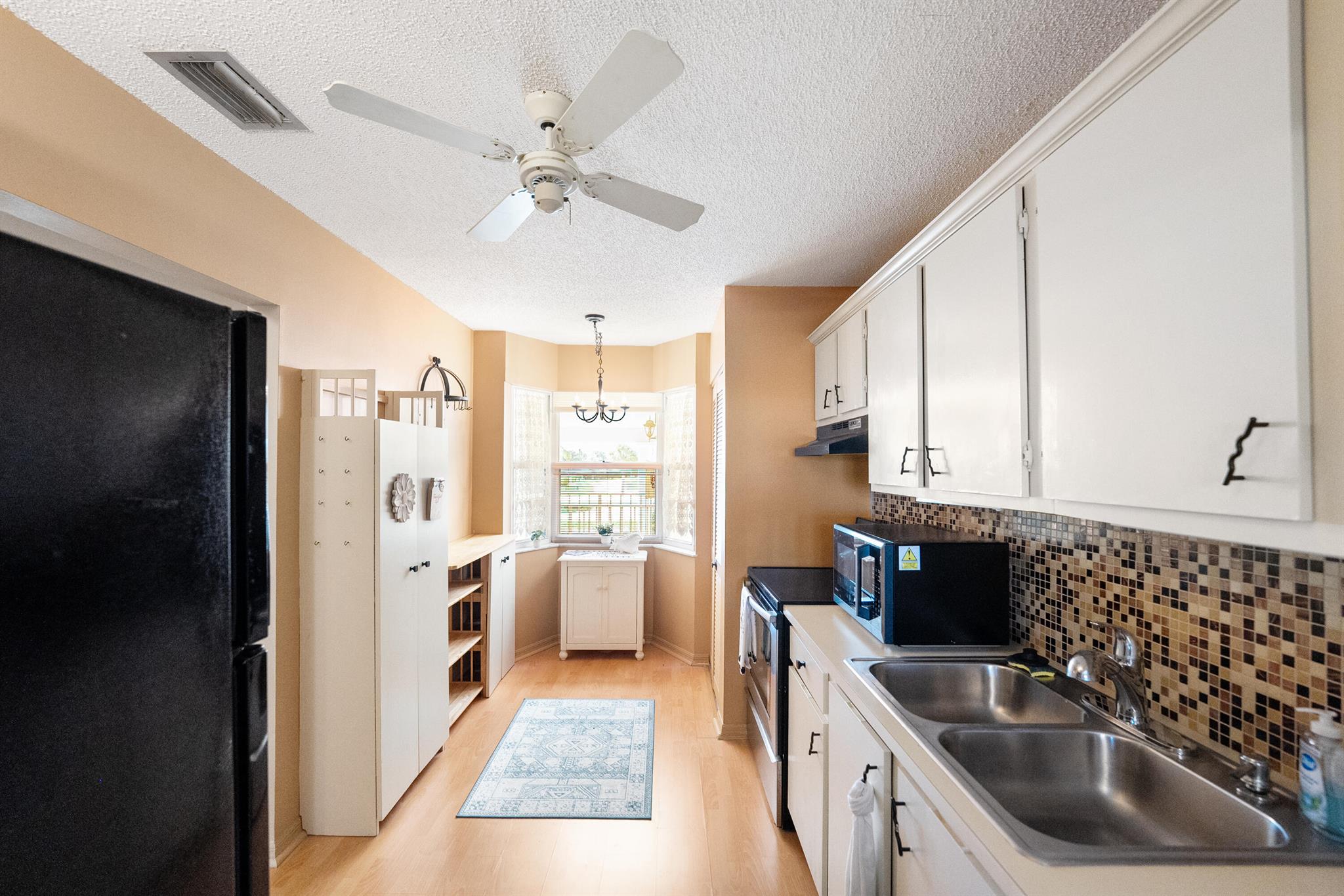 GROVE ISLE EAST CONDOMINI - Residential