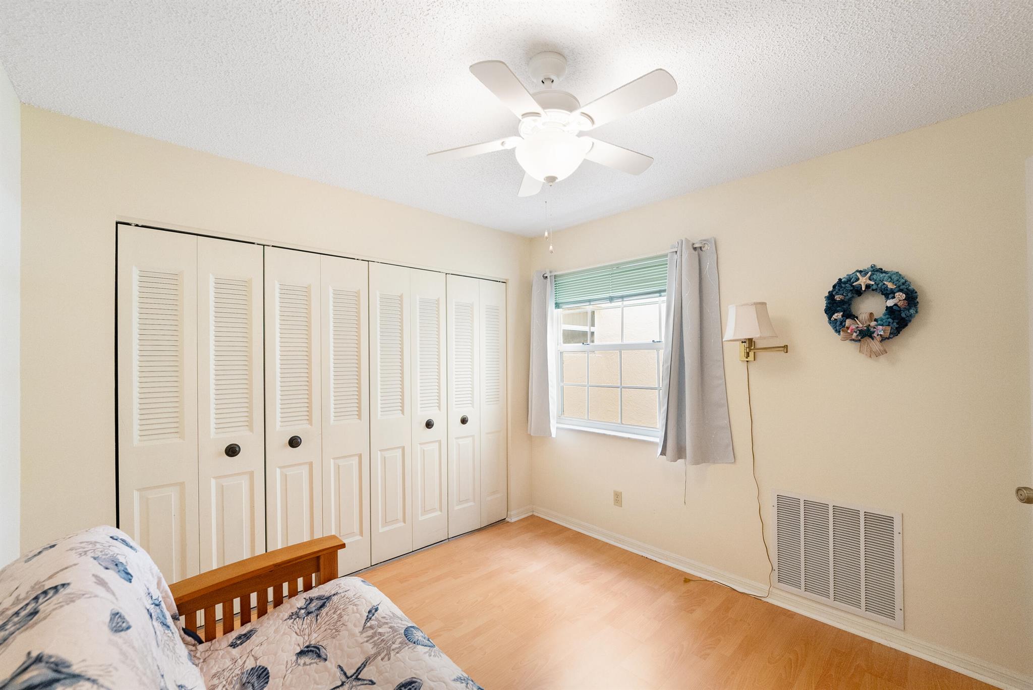 GROVE ISLE EAST CONDOMINI - Residential