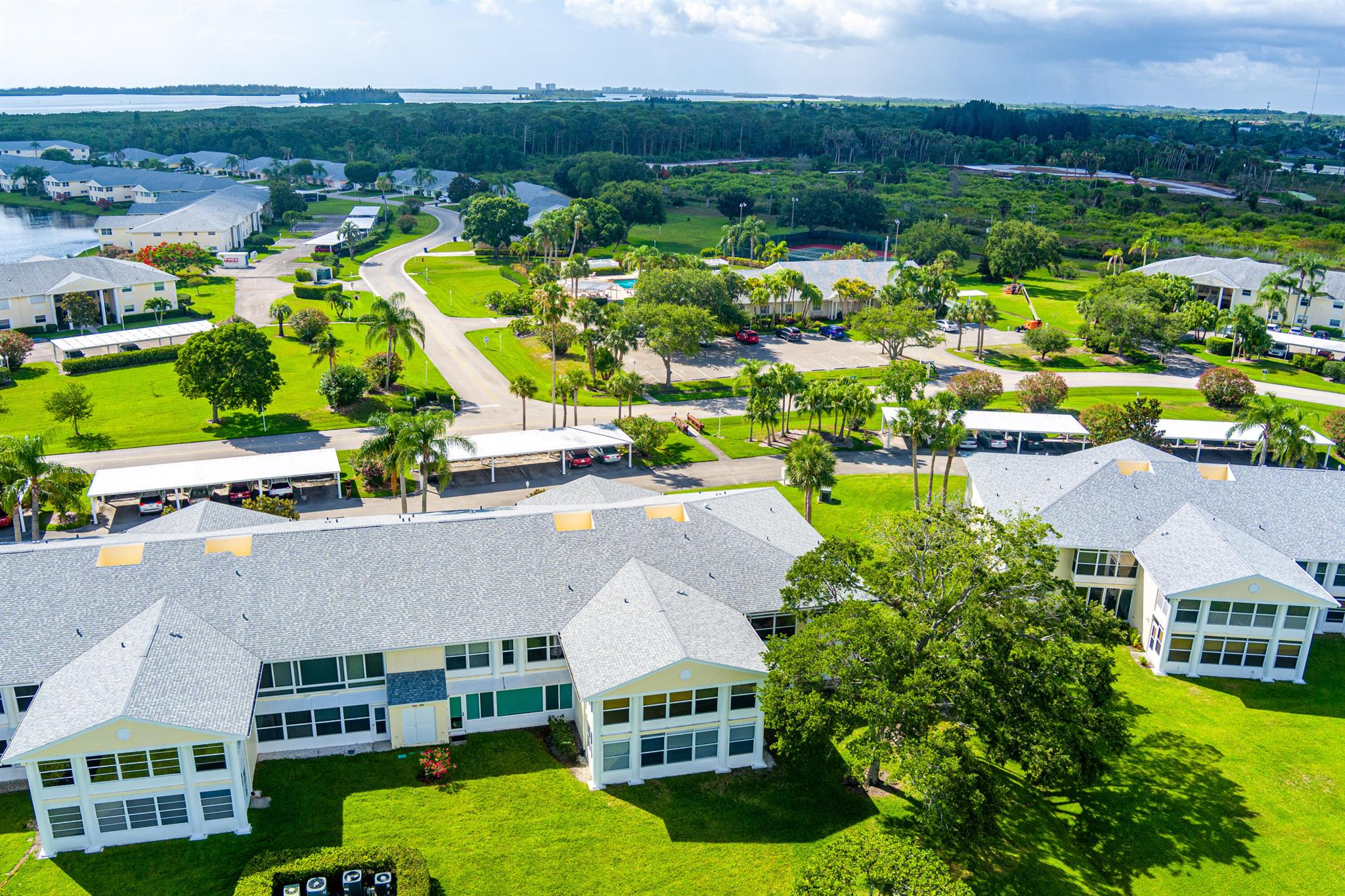 GROVE ISLE EAST CONDOMINI - Residential