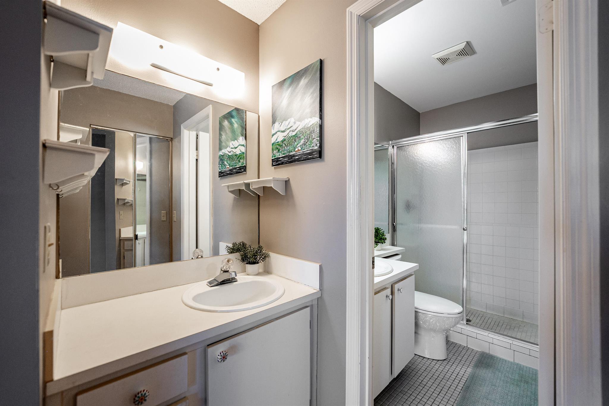 GROVE ISLE EAST CONDOMINI - Residential