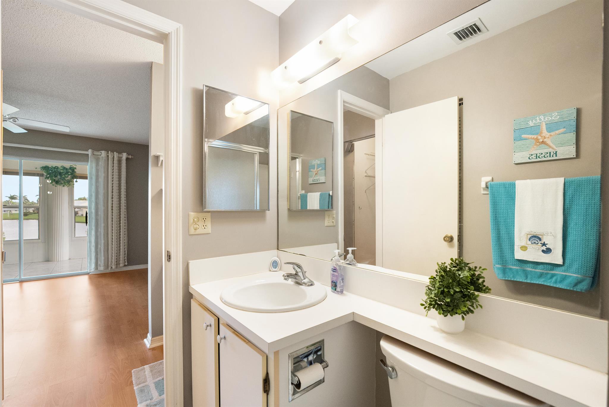 GROVE ISLE EAST CONDOMINI - Residential