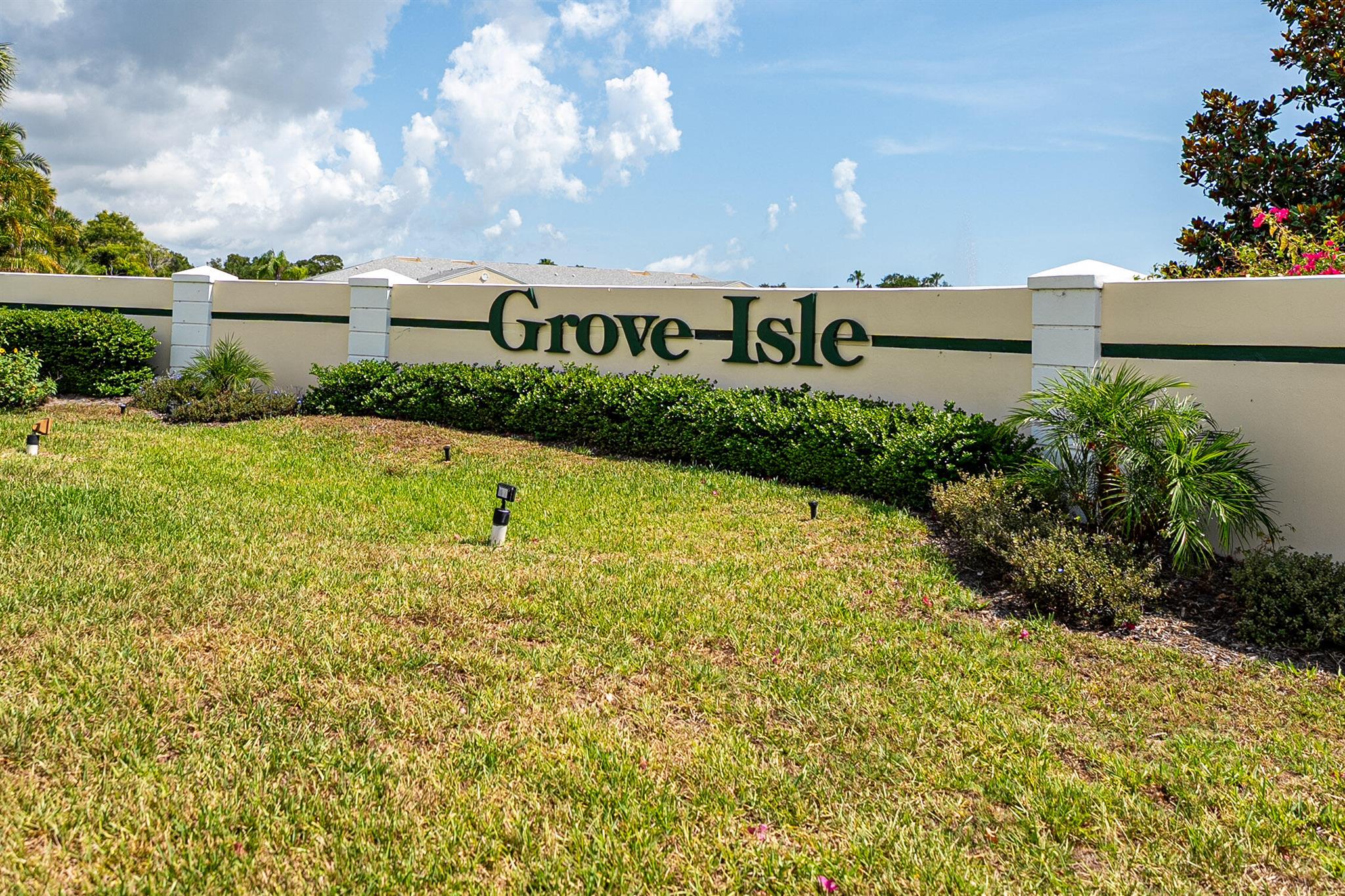 GROVE ISLE EAST CONDOMINI - Residential