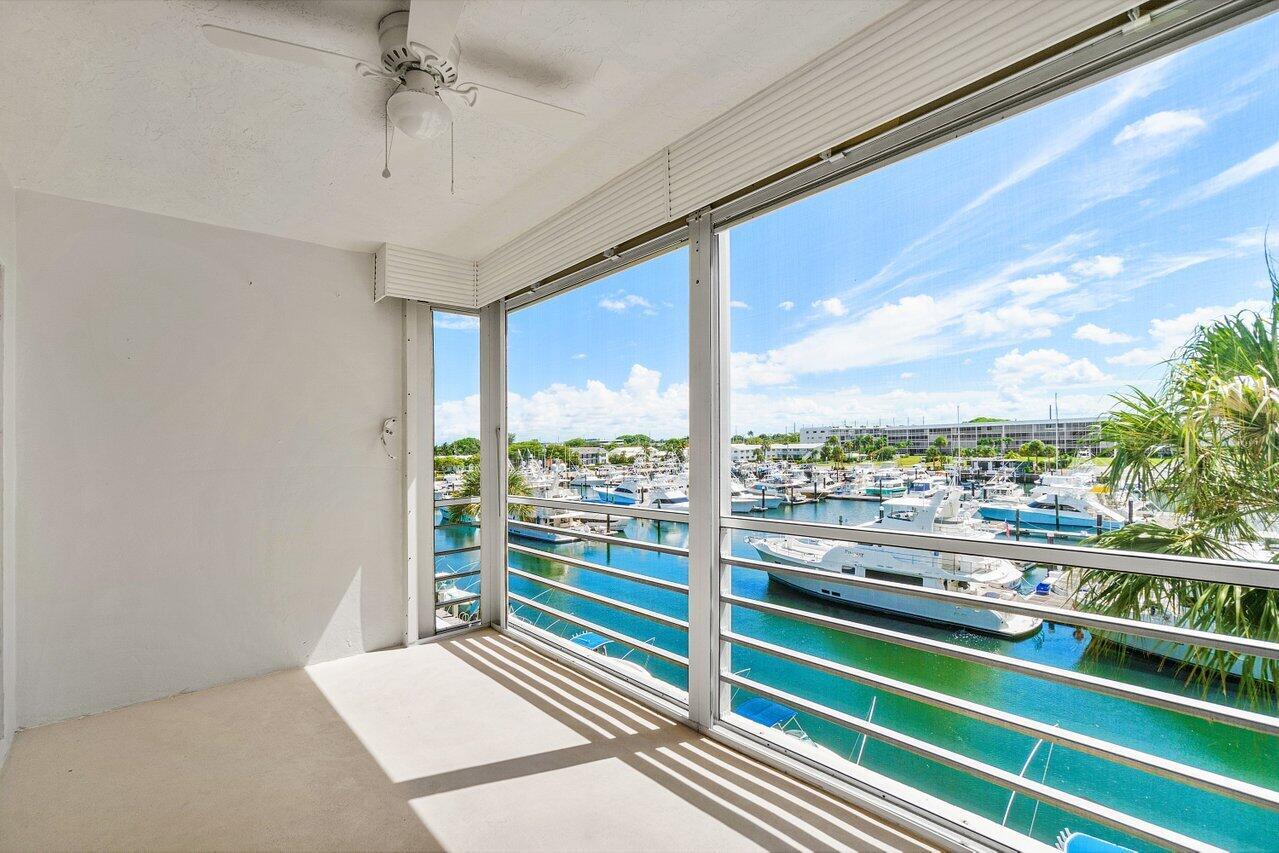 PORTS O CALL CONDO S A, B, C AND D - Residential