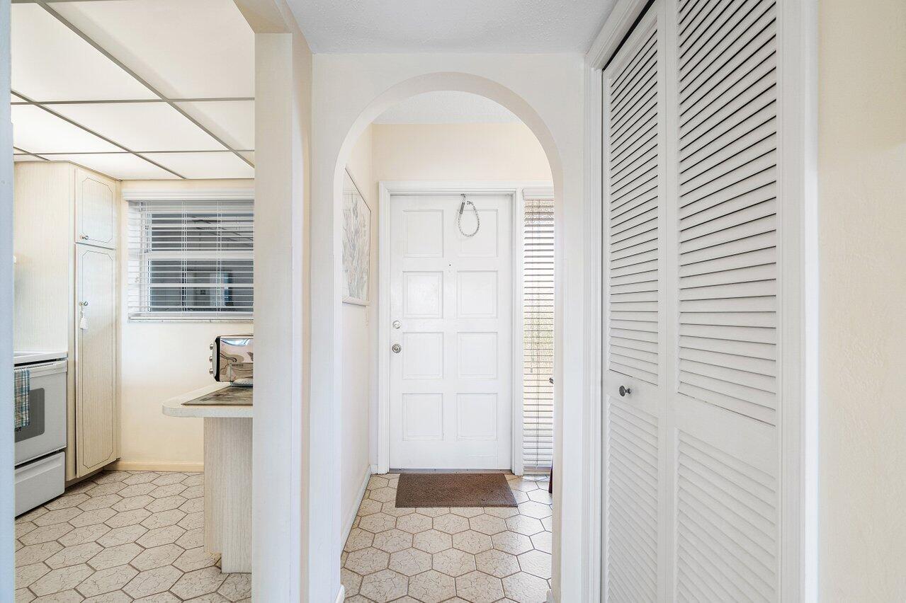 29 Yacht Club Drive 404