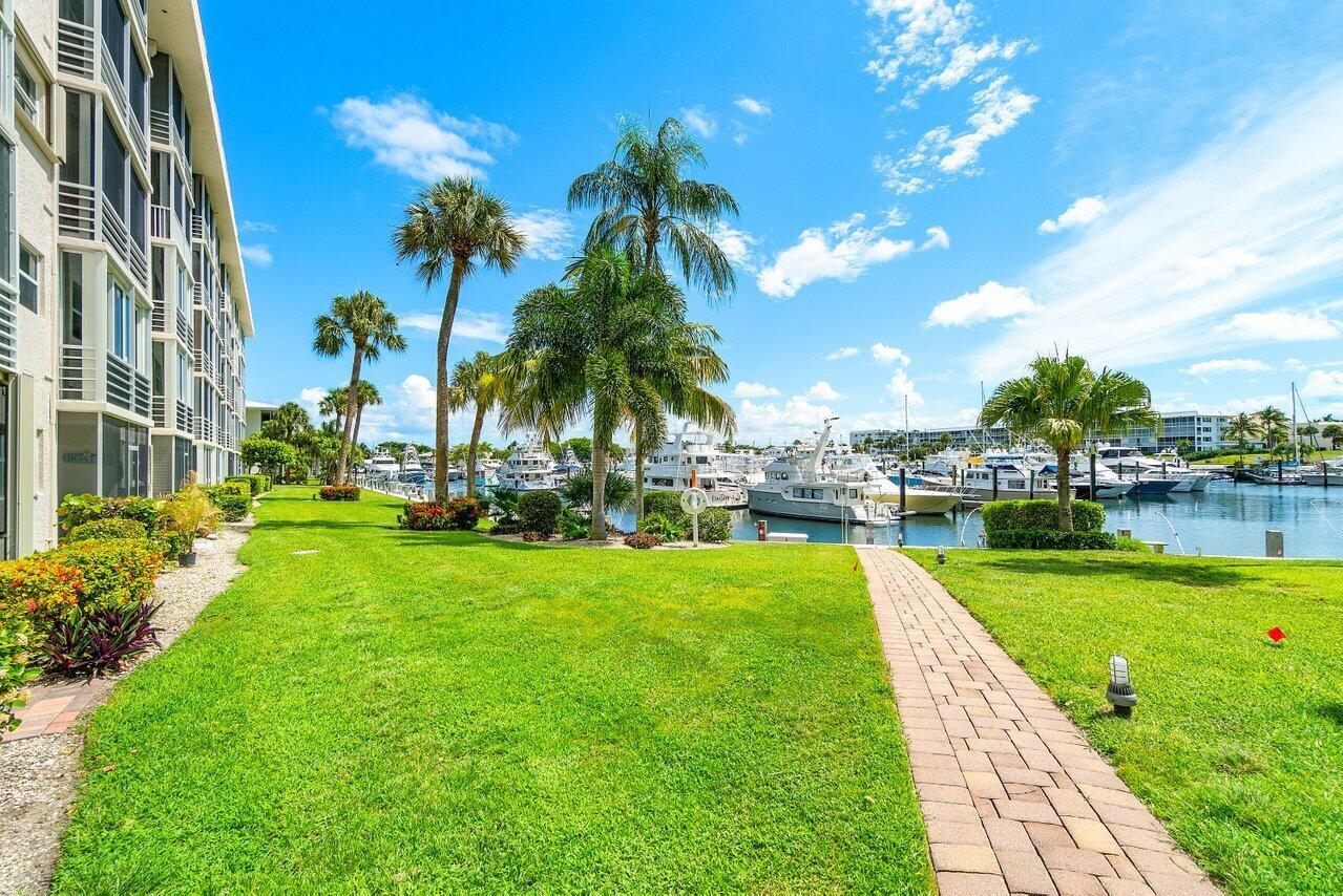 PORTS O CALL CONDO S A, B, C AND D - Residential