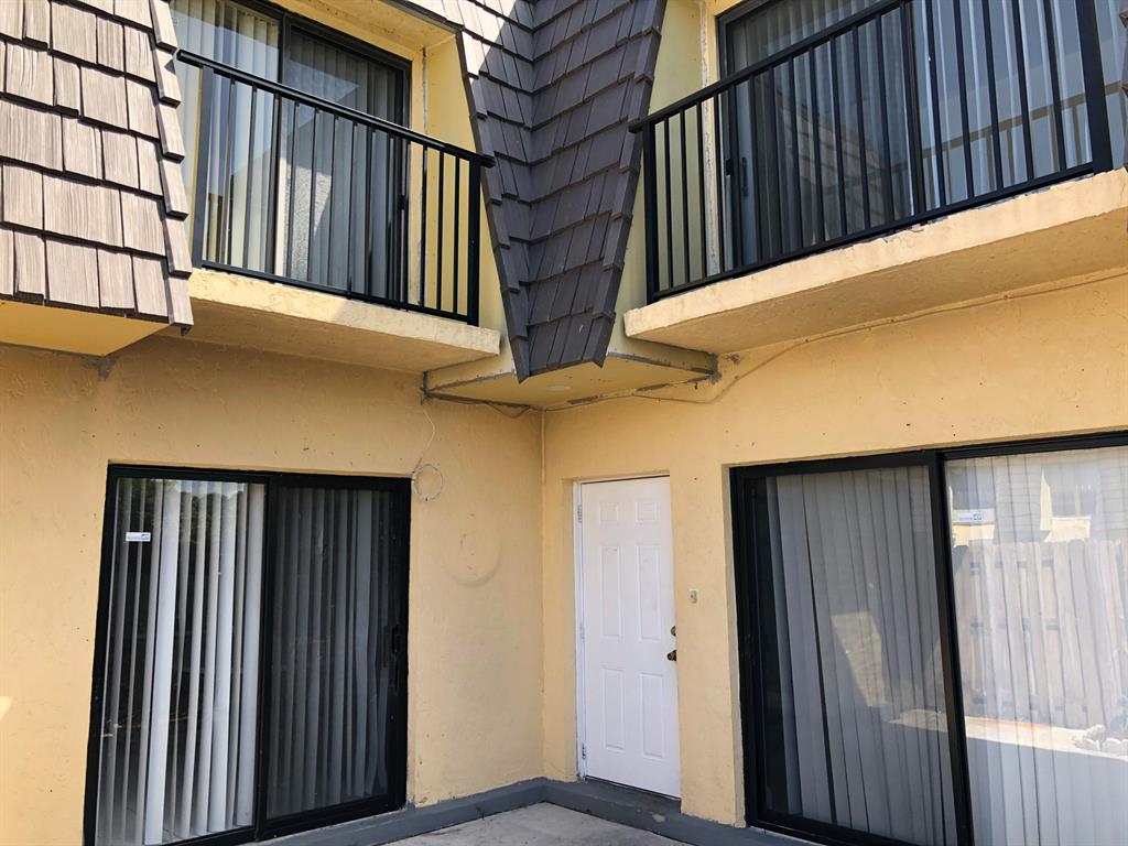 Delightful 3BR/2.5BTH townhome in the center of West Palm Beach! Recently refreshed, this unit features large living spaces with an entry-level living room, washer/dryer, and large open kitchen with a sliding door for access to front fenced patio. Upstairs features the large primary suite with ensuite bath and large closets. There are two additional rooms with large windows upstairs as well as large closets for each. Close proximity to Palm Beach Outlet Mall, Palm Beach International Airport, and Palm Beach Island.