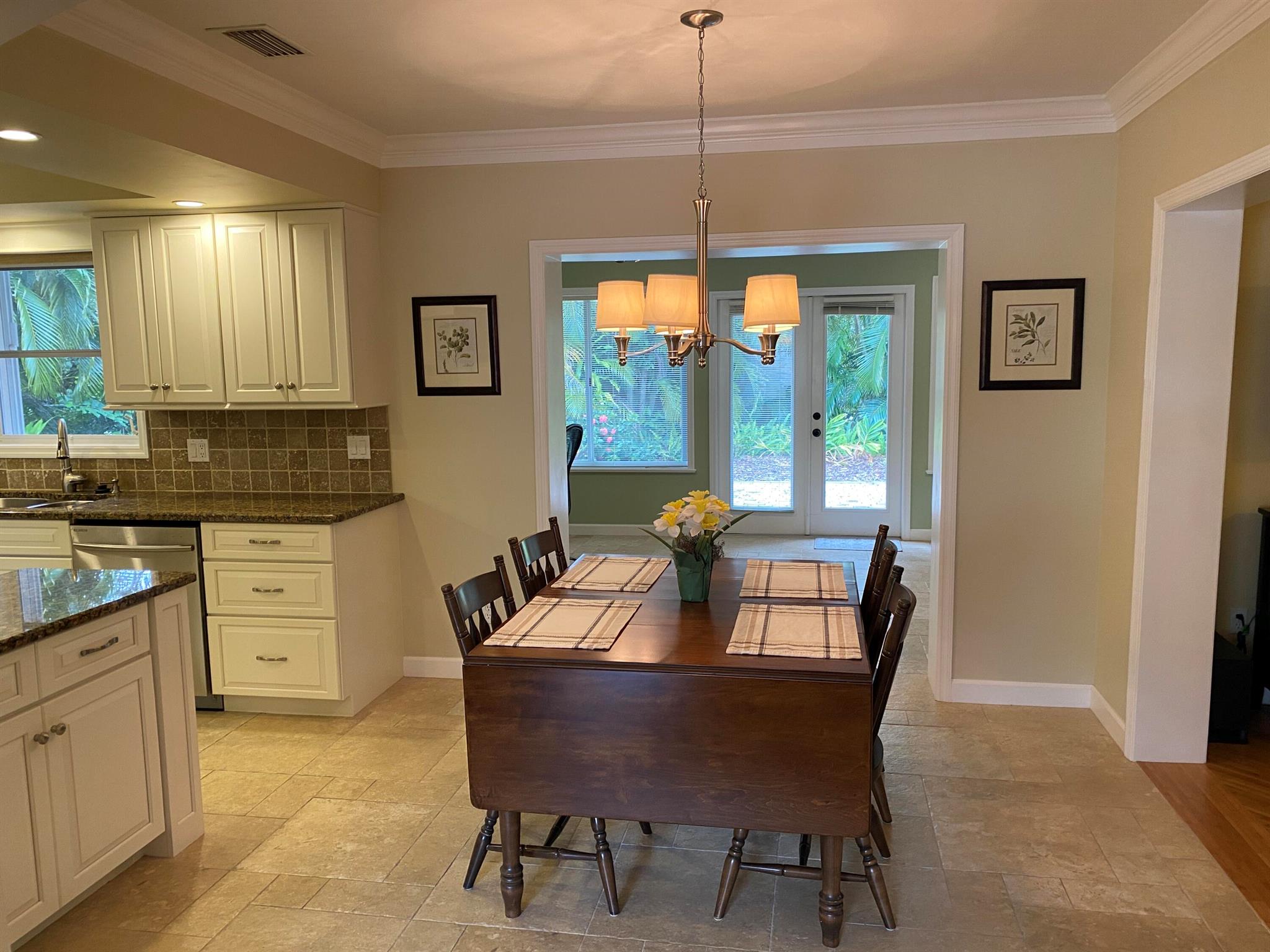 RIVER OAKS ESTATES UNIT 1 - Residential Lease