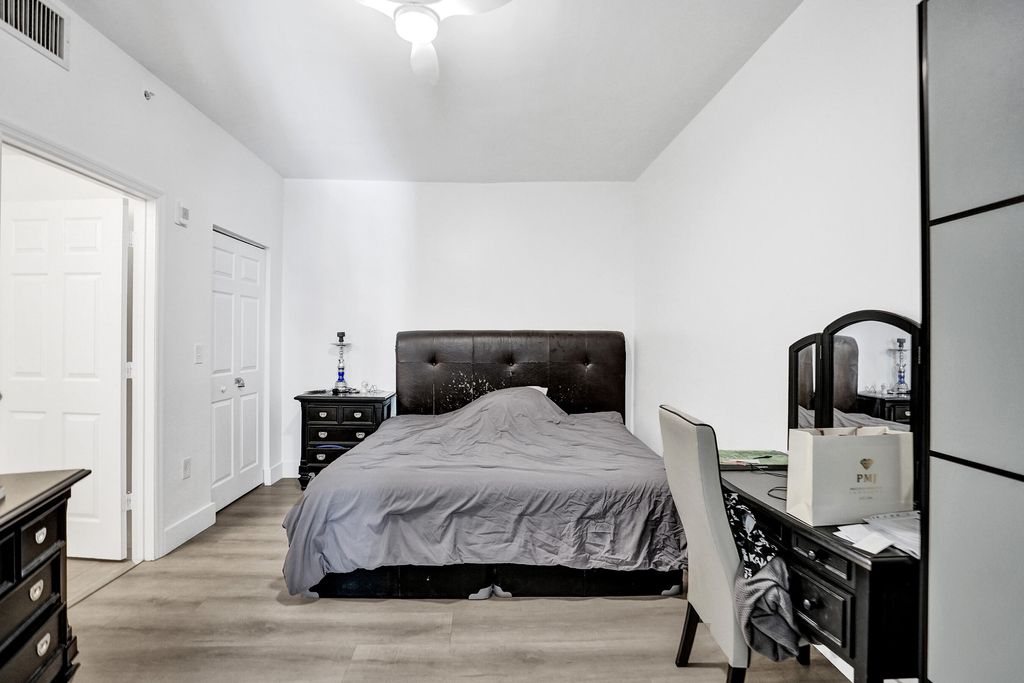 Photo of 533 NE 3rd Avenue #205, Fort Lauderdale, FL 33301 (MLS # B26011292)