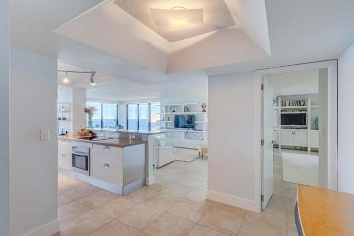 5550 N Ocean Drive 21-A