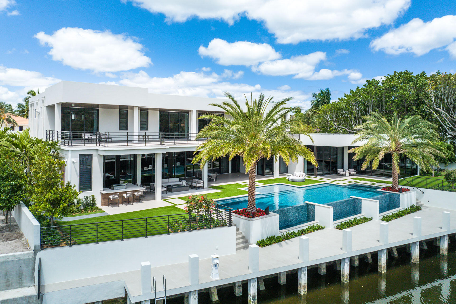 ROYAL PALM YACHT & COUNTRY CLUB - Residential