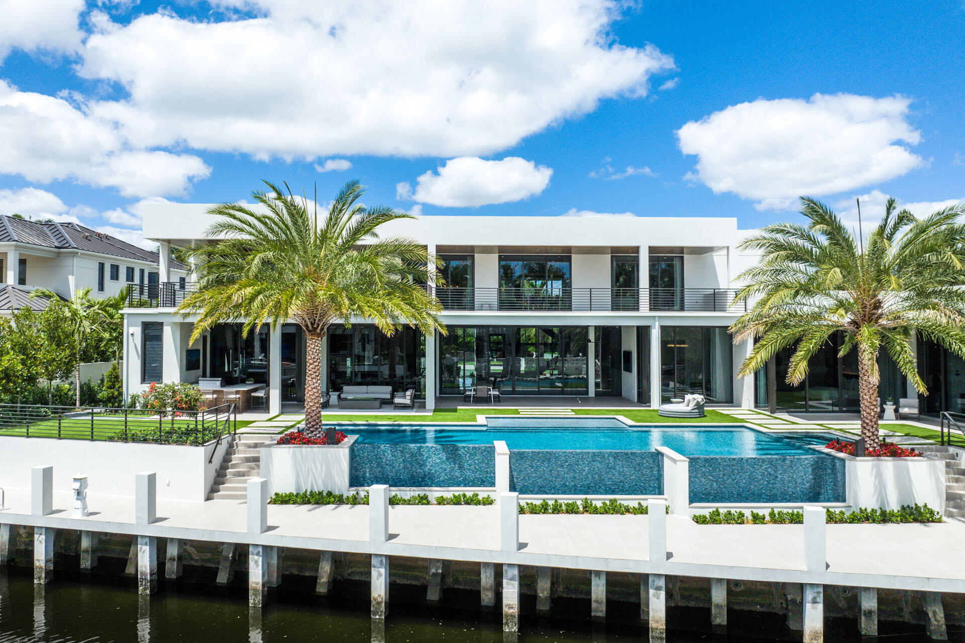 ROYAL PALM YACHT & COUNTRY CLUB - Residential
